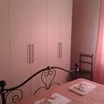 Loriana Apartman *
